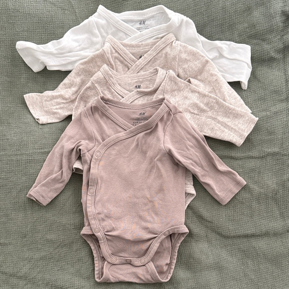 H&M Kids 4 Bodysuits - White, Cream, and Tan